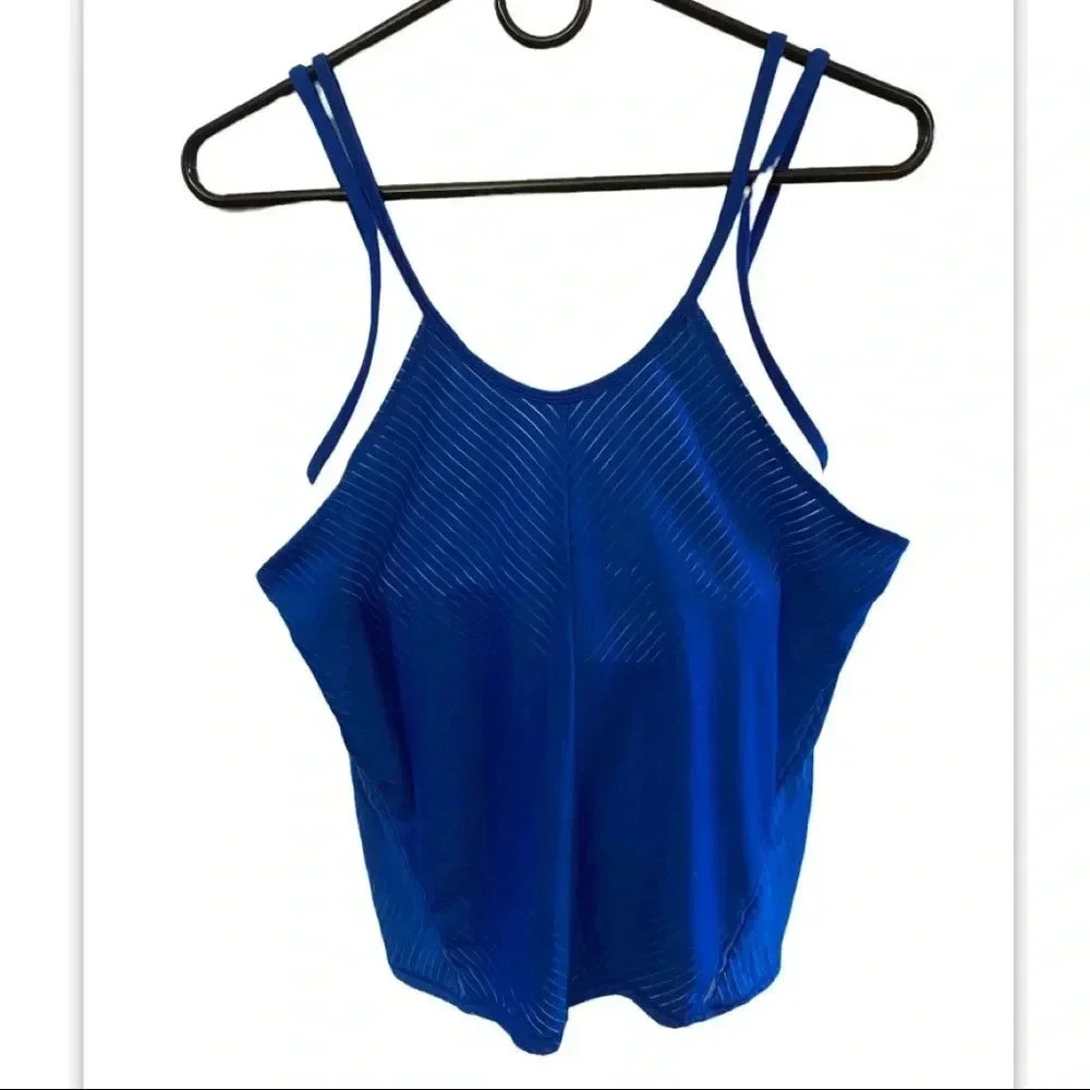 Lucky in Love Womens Built in Bra Top